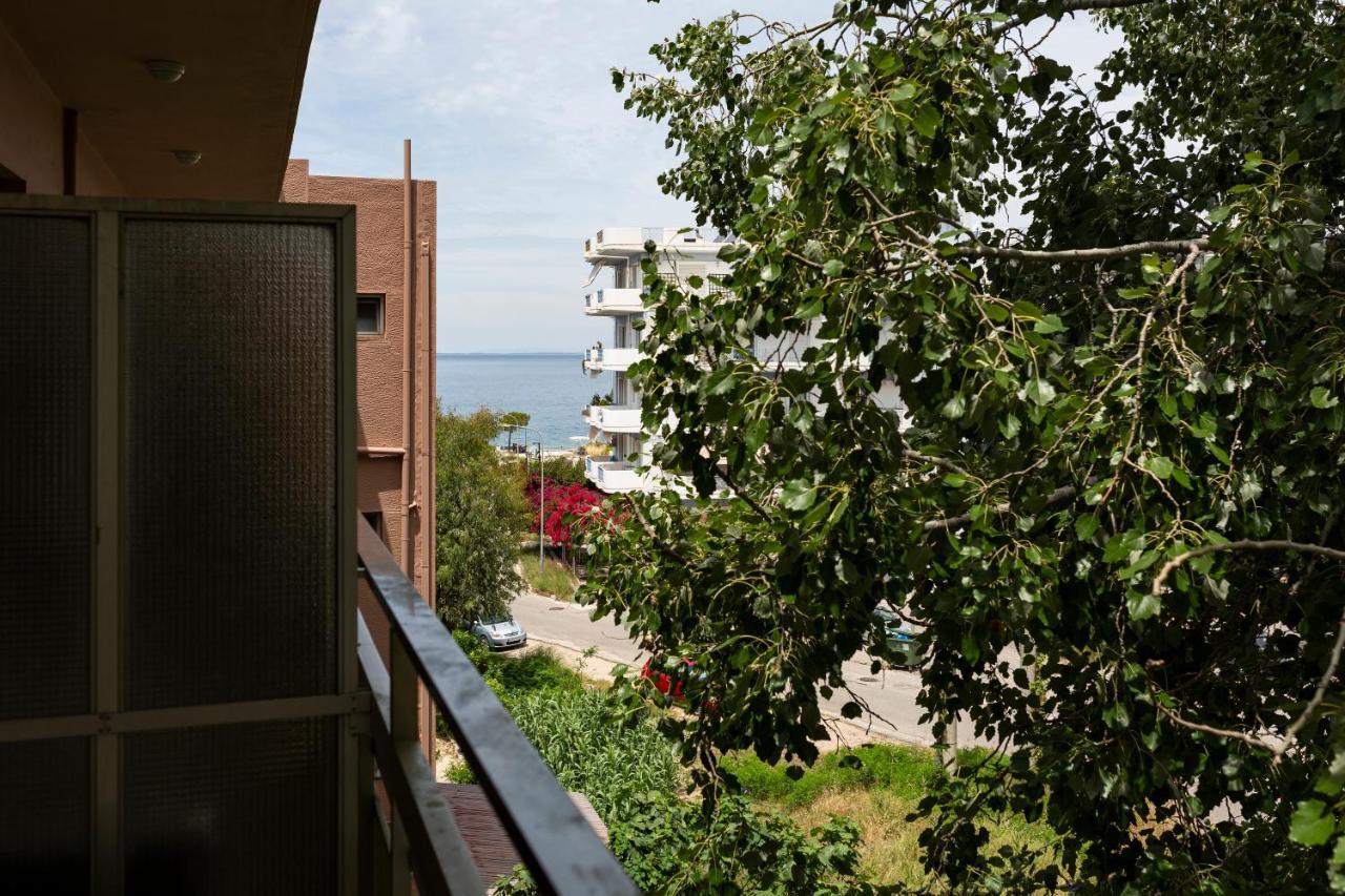 Delfini Hotel Patras Exterior foto